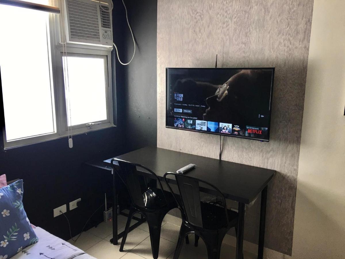Ronz Deca Hills Aparthotel Mandaluyong Exterior photo